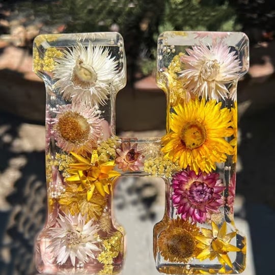 Handmade flower resin