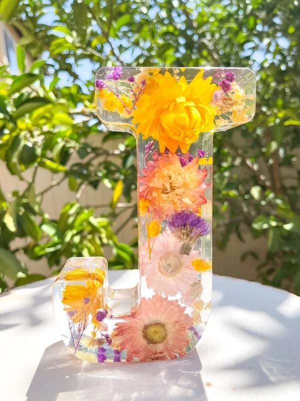 Handmade flower resin