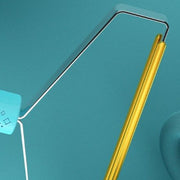 Pet hair remover metal blade and frame detail